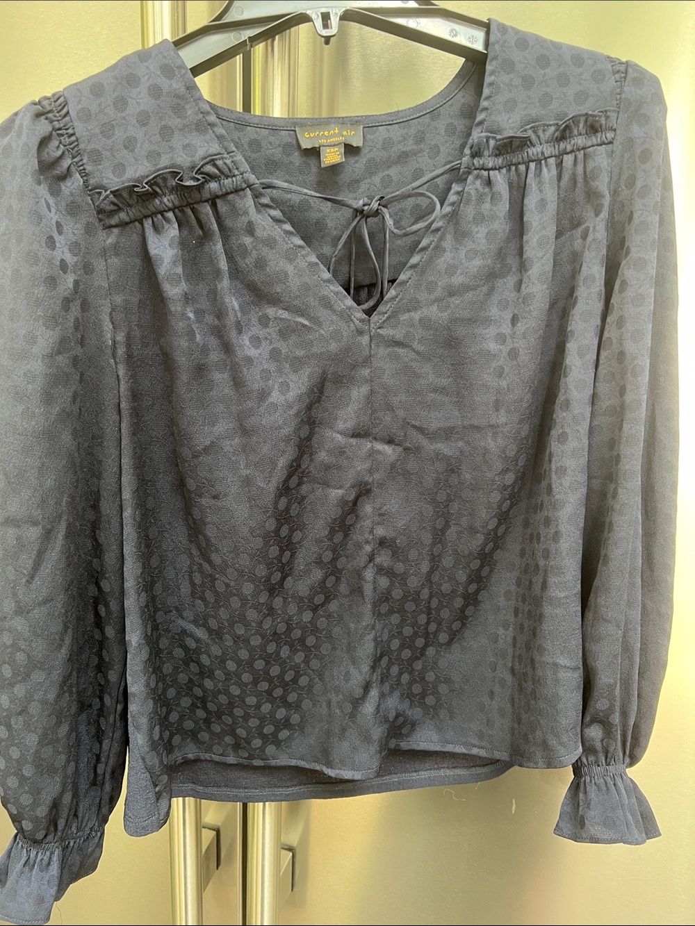 Anthropologie Current Air navy Dot-Detail Tie-Neck Blouse XSP